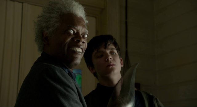 Eva Green et Asa Butterfield dans Miss Peregrine et les enfants particuliers 2016