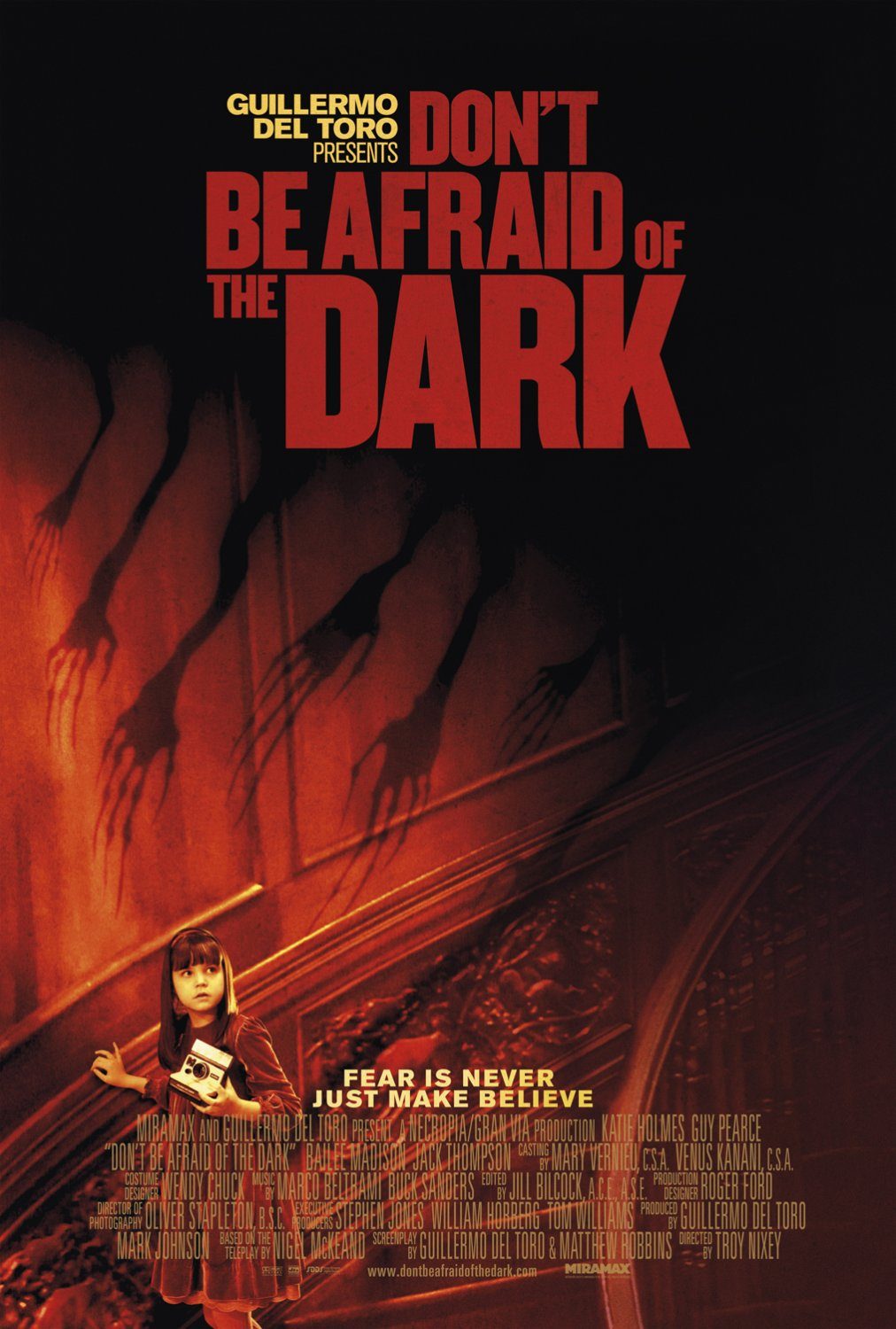 affiche poster dont be afraid dark disney miramax