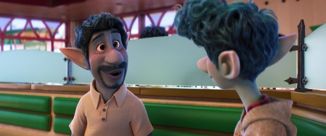 Gaxton - Personnage - En avant. 1 gaxton personnage character en avant onward disney pixar