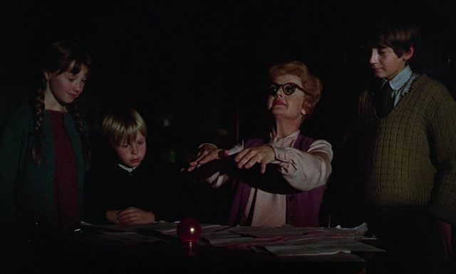 L'apprentie sorcière - Photos et affiches. 25 image apprentie sorciere Bedknobs Broomsticks