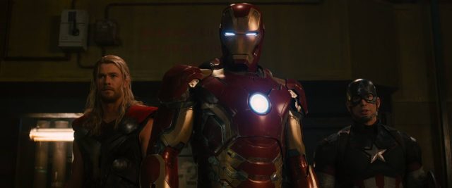 Avengers : l'ère d'Ultron. 3 Robert Downey Jr. et Chris Evans dans Avengers : l'ère d'Ultron 2015