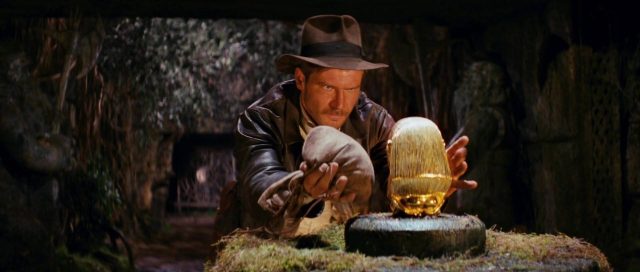 Les aventuriers de l'arche perdue. 3 Harrison Ford dans Les aventuriers de l'arche perdue Raiders of the lost Ark 1981