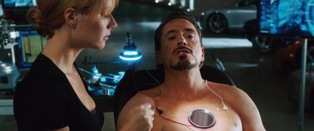 Iron Man. 8 Robert Downey Jr. et Gwyneth Paltrow dans Iron Man 2008