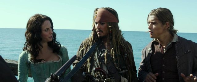 Pirates des Caraïbes : la vengeance de Salazar - Photos et affiches. 33 Johnny Depp Javier Bardem et Geoffrey Rush dans Pirates des Caraïbes : la vengeance de Salazar 2017