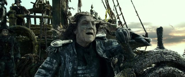 Pirates des Caraïbes : la vengeance de Salazar. 8 Johnny Depp Javier Bardem et Geoffrey Rush dans Pirates des Caraïbes : la vengeance de Salazar 2017