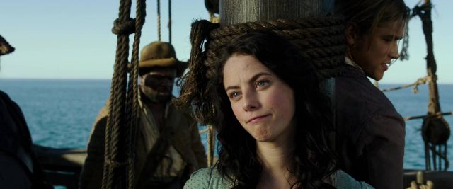 Pirates des Caraïbes : la vengeance de Salazar. 6 Johnny Depp Javier Bardem et Geoffrey Rush dans Pirates des Caraïbes : la vengeance de Salazar 2017
