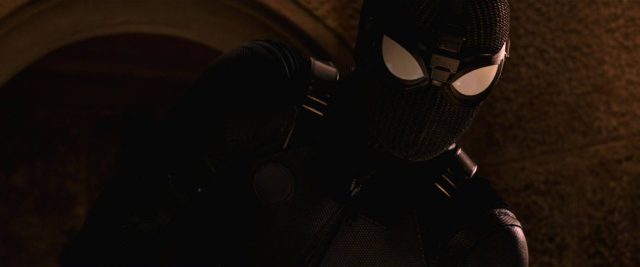 Spider-Man : Far from home - Photos et affiches. 39 image spider man far from home