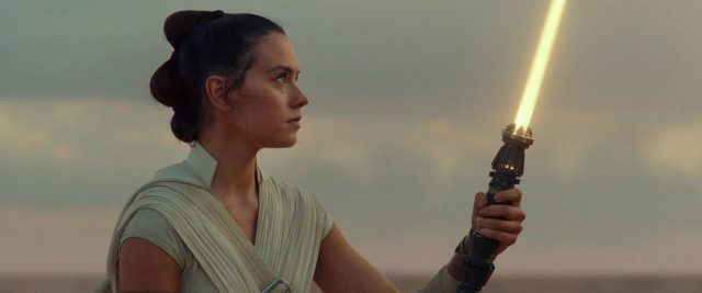 Daisy Ridley Adam Driver et Oscar Isaac dans Star Wars L'ascension de Skywalker Rise 2019
