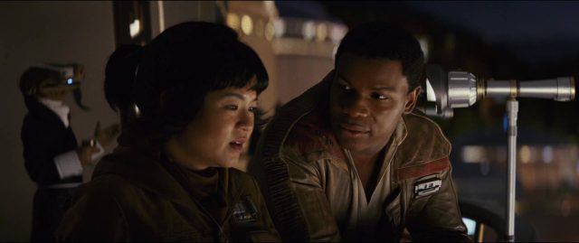 Star Wars : Episode VIII - Les derniers Jedi. 5 Daisy Ridley Adam Driver et Oscar Isaac dans Star Wars Les derniers Jedi Last 2017