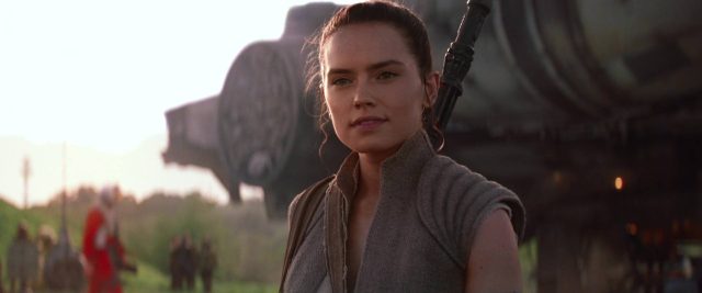 Star Wars : Episode VII - Le réveil de la force. 3 Daisy Ridley Adam Driver et Oscar Isaac dans Star Wars Le réveil de la force Awakens 2015