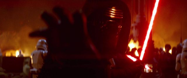 Star Wars : Episode VII - Le réveil de la force. 10 Daisy Ridley Adam Driver et Oscar Isaac dans Star Wars Le réveil de la force Awakens 2015