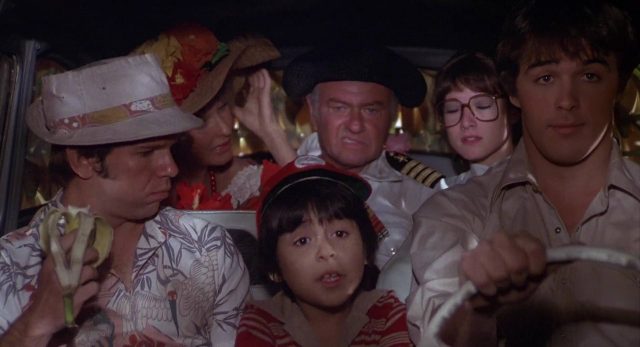 La Coccinelle à Mexico. 4 Joaquin Garay et Stephen W. Burns dans La Coccinelle à Mexico Herbies goes Bananas 1980