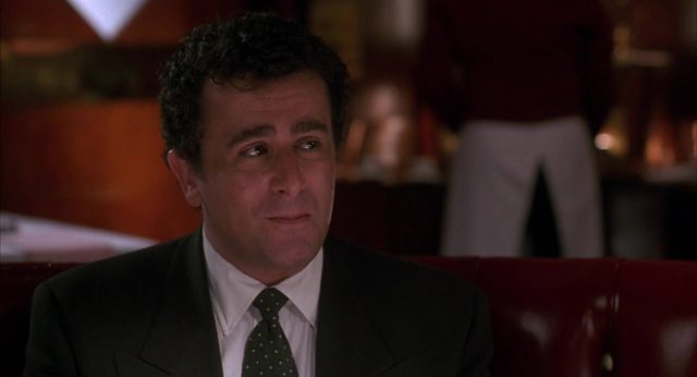 image complices love trouble