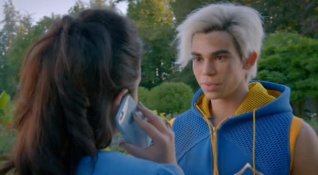Descendants 2 - Photos et affiches. 16 image descendants 2