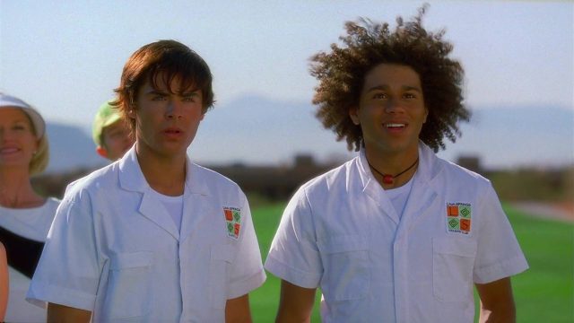 High School Musical 2 - Photos et affiches. 1 image high school musical 2
