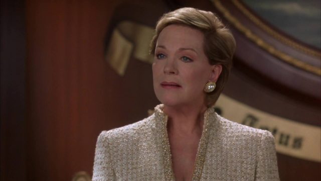 Anne Hathaway Julie Andrews et Chris Pine dans Un mariage de princesse Princess Diaries 2 : Royal Engagement 2004