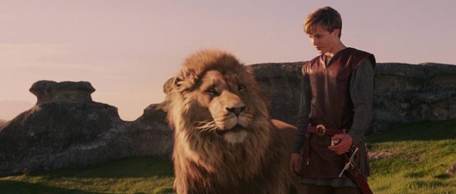 Le Monde de Narnia : le lion, la sorcière blanche et l'armoire magique - Photos et affiches. 12 image monde narnia lion armoire sorcière blanche wardrobe witch