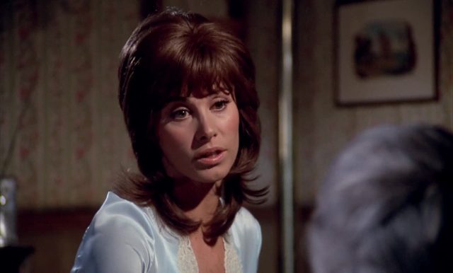 Le nouvel amour de Coccinelle. 4 Helen Hayes et Ken Berry dans Le nouvel amour de Coccinelle Herbie Rides Again 1975