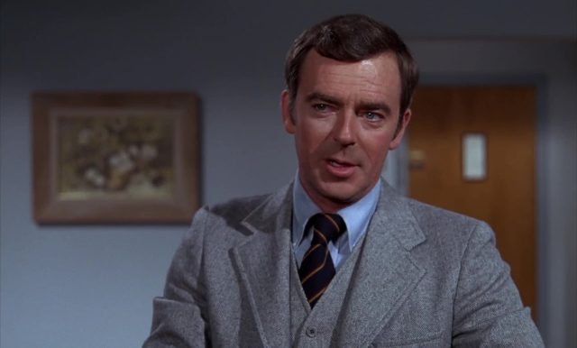 Le nouvel amour de Coccinelle. 5 Helen Hayes et Ken Berry dans Le nouvel amour de Coccinelle Herbie Rides Again 1975