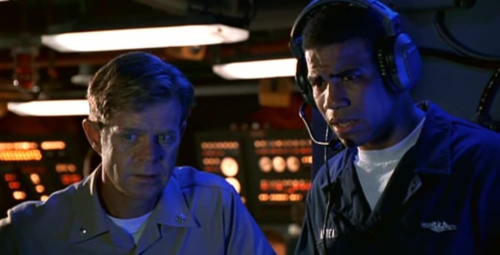 image commandant sauver navy touche periscope down disney fox