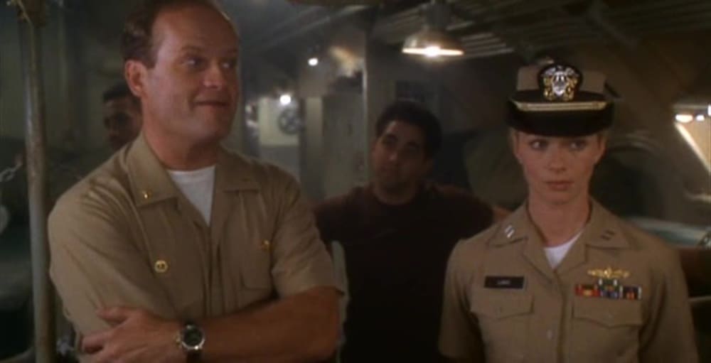 image commandant sauver navy touche periscope down disney fox