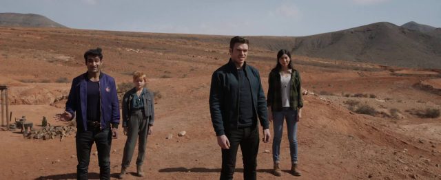 Les Éternels. 8 Gemma Chan Richard Madden et Angelina Jolie dans Les Éternels 2021