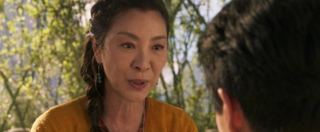 Shang-Chi et la légende des dix anneaux. 8 Simu Liu et Xu Shang-Chi dans Shang-Chi et la légende des dix anneaux 2021