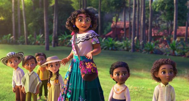 Encanto : la fantastique famille Madrigal - Photos et affiches. 25 image encanto fantastique famille madrigal disney