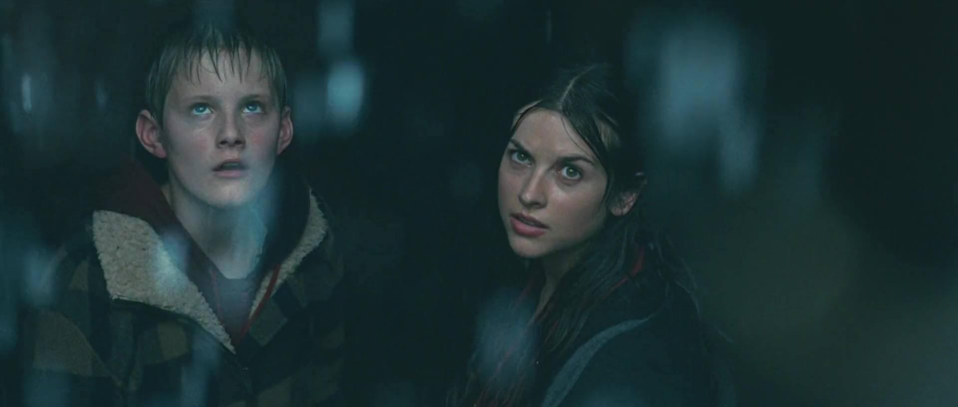 Les portes du temps - Photos et affiches. 16 image porte temps seeker dark rising disney fox