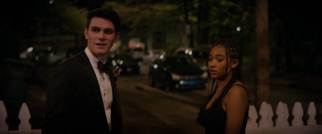 The Hate U Give : la haine qu’on donne - Photos et affiches. 17 image hate give haine donne disney fox