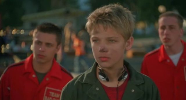 Les petits braqueurs. 3 Kristen Stewart Corbin Bleu et Max Thieriot dans Les petits braqueurs Catch That Kid 2004