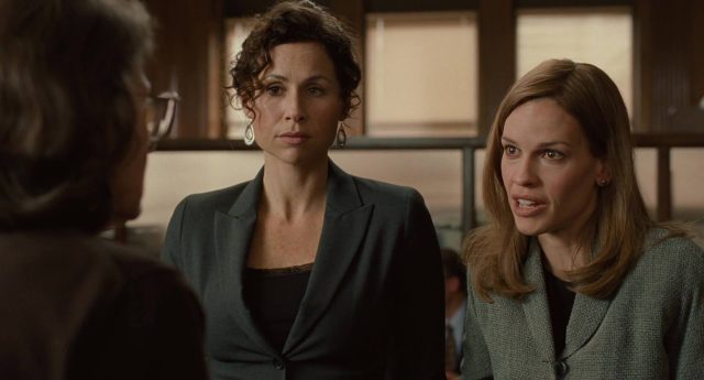 Hilary Swank et Sam Rockwell dans Conviction 2010