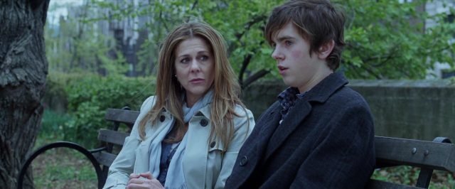 Le jour où je l'ai rencontrée. 4 Freddie Highmore et Emma Roberts dans Le jour où je l’ai rencontrée Art of Getting 2011
