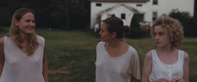 image martha marcy may marlene