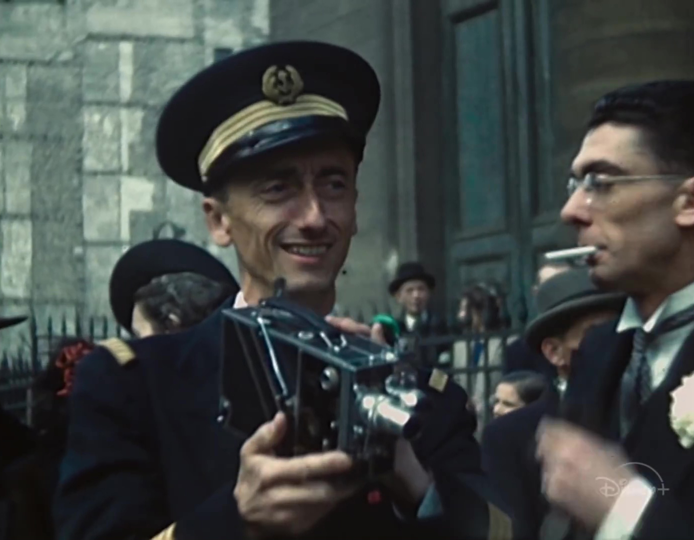 image cousteau becoming homme legende disney nat geo