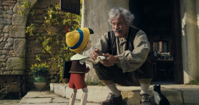 Tom Hanks dans Pinocchio (Film) 2022