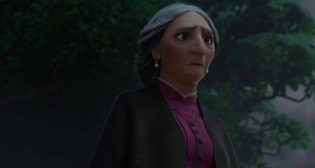 Alma Madrigal - Personnage - Encanto. 10 alma abuela madrigal personnage character encanto