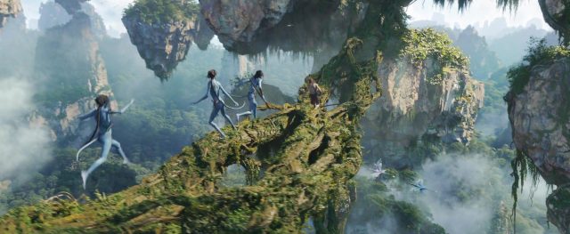 Sam Worthington Sigourney Weaver et Zoe Saldana dans Avatar la voie de l'eau 2022