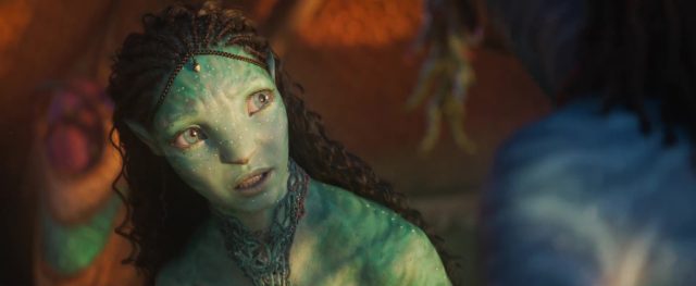 Sam Worthington Sigourney Weaver et Zoe Saldana dans Avatar la voie de l'eau 2022