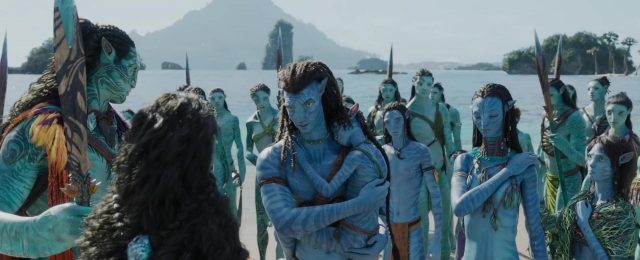 Sam Worthington Sigourney Weaver et Zoe Saldana dans Avatar la voie de l'eau 2022