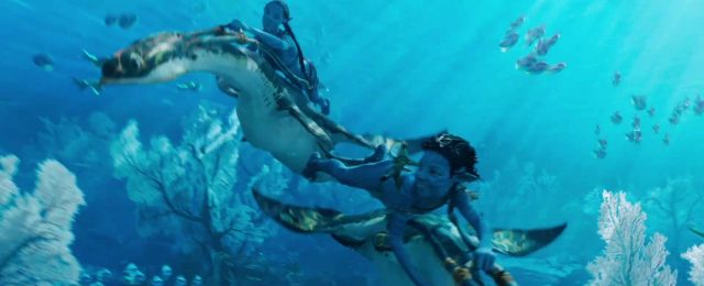 Sam Worthington Sigourney Weaver et Zoe Saldana dans Avatar la voie de l'eau 2022