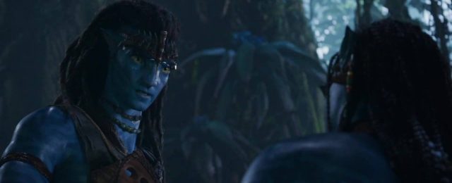 Sam Worthington Sigourney Weaver et Zoe Saldana dans Avatar la voie de l'eau 2022