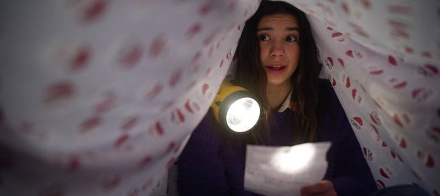 Encore Noël ?! 5 Scarlett Estevez dans Encore Noël Christmas Again 2021