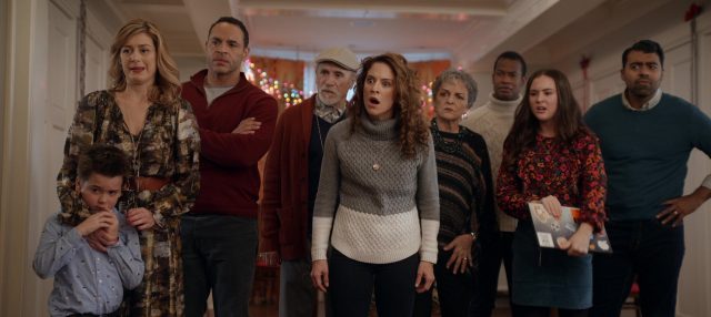 Encore Noël ?! 3 Scarlett Estevez dans Encore Noël Christmas Again 2021