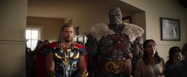 Thor : love and thunder - Photos et affiches. 46 image thor love thunder marvel