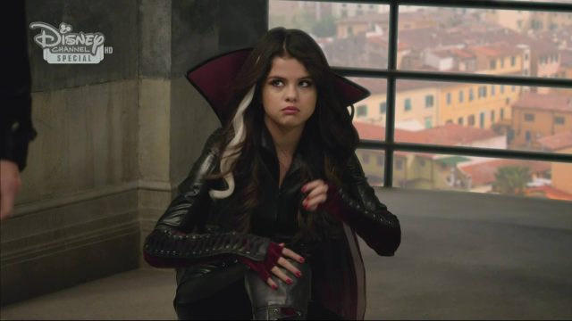 Le retour des sorciers : Alex contre Alex. 3 Selena Gomez Jennifer Stone et Jake T. Austin dans Le retour des sorciers : Alex contre Wizards Return 2013