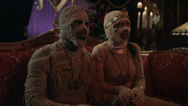 image secret momie under wraps 2