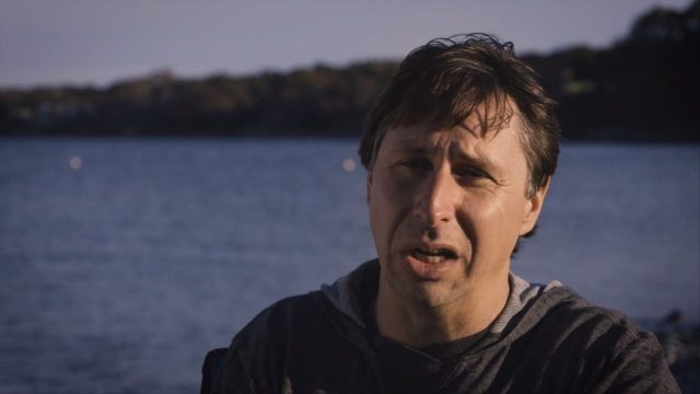 image requins volcans forces nature sharknaco