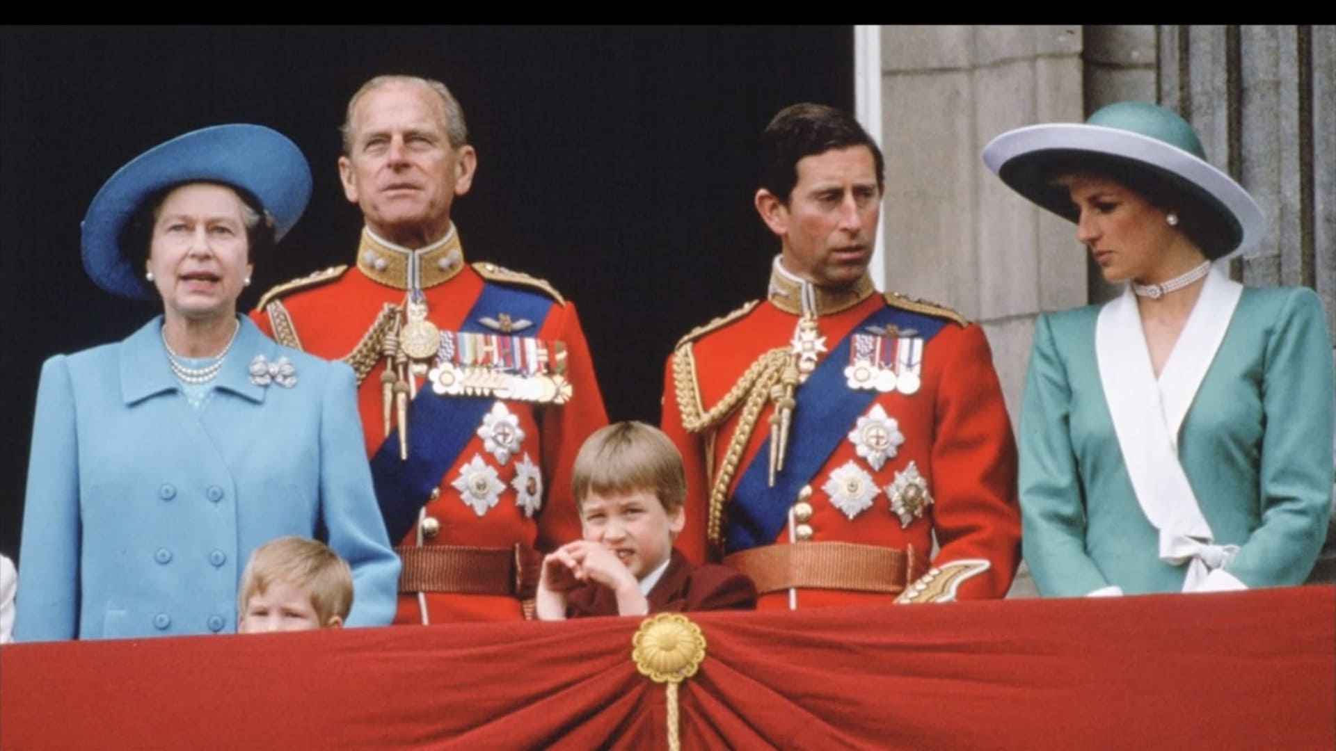 image elizabeth 2 destin royal being queen