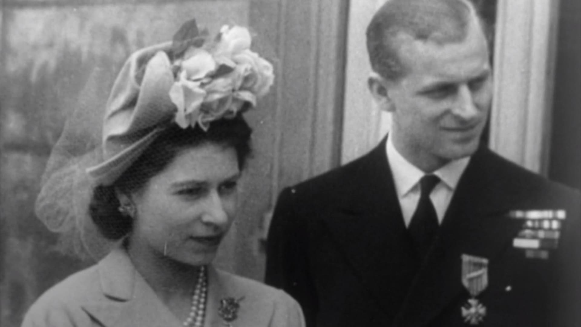 image elizabeth 2 destin royal being queen